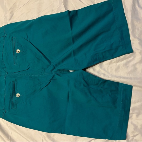 EUC Bandolino capris. Size 12. - Picture 5 of 8